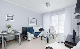 Wyjątkowe Apartamenty z Parkingiem w Centrum Świnoujścia by Noclegi Renters